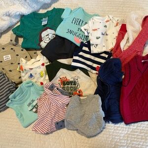 BABY BOY MISC CLOTHING BUNDLE SIZE 0-6 MONTHS
